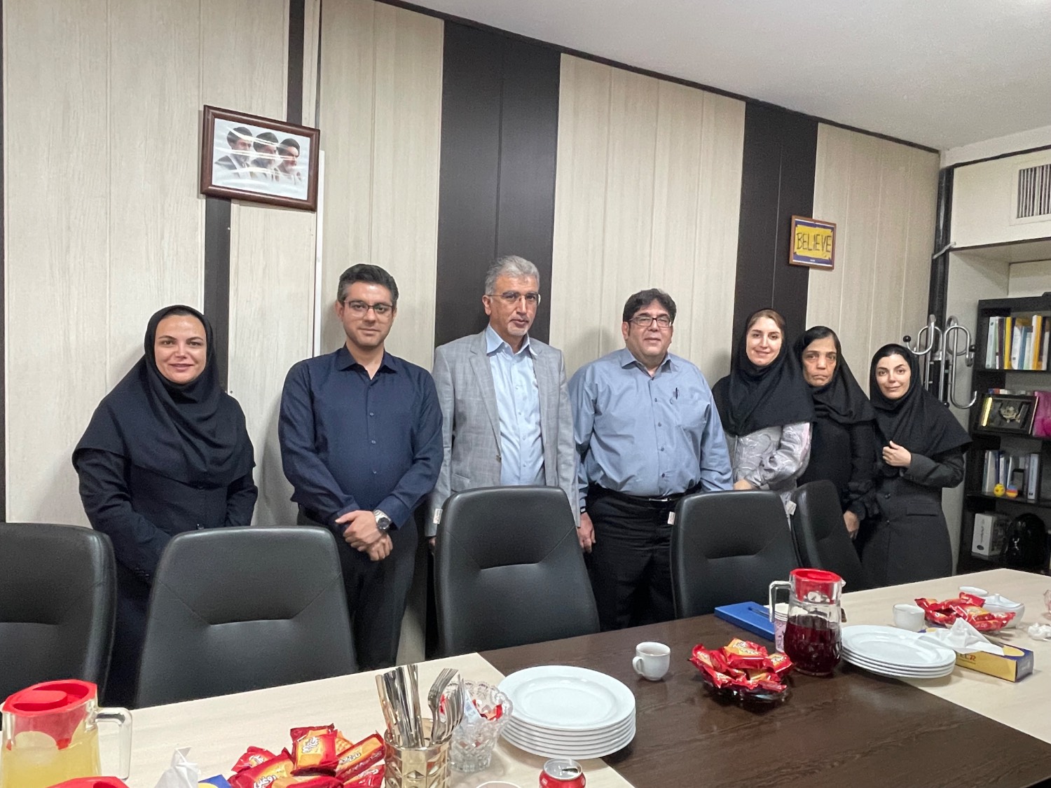 برگزاری نشست مشترک مدیران پژوهشکده مواد جهاد دانشگاهی و پژوهشکده یارا در راستای همکاری های علمی-فناورانه برگزاری نشست مشترک مدیران پژوهشکده مواد جهاد دانشگاهی و پژوهشکده یارا در راستای همکاری های علمی-فناورانه